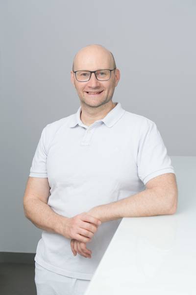 Dr. med. univ. Armin Kronschläger